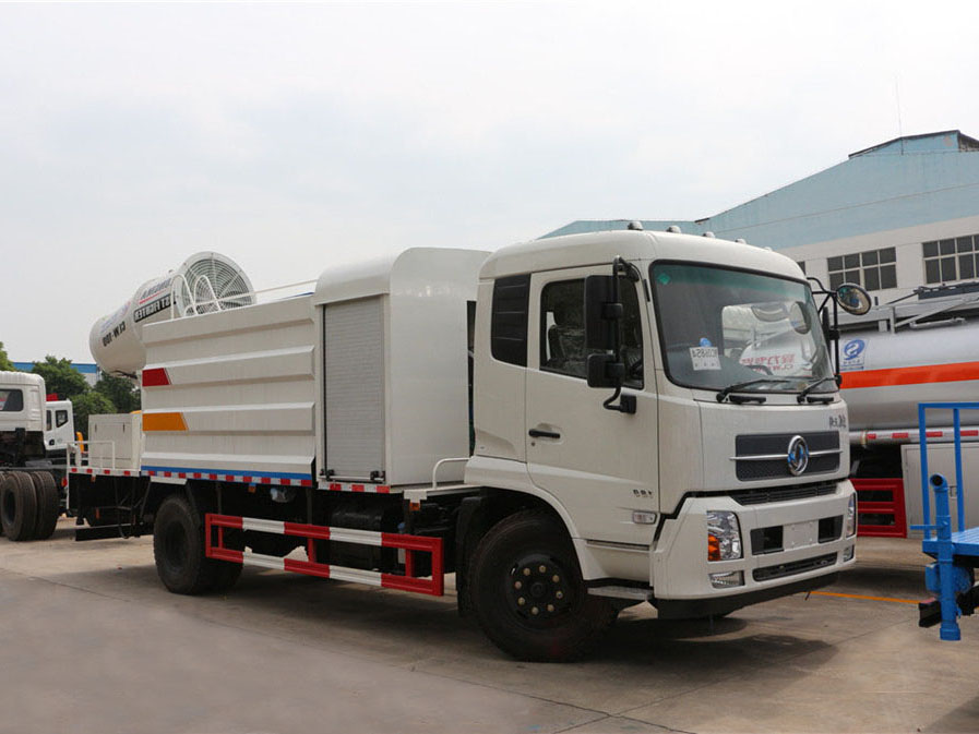 東風(fēng)天錦CLW5162TDYD5多功能抑塵車