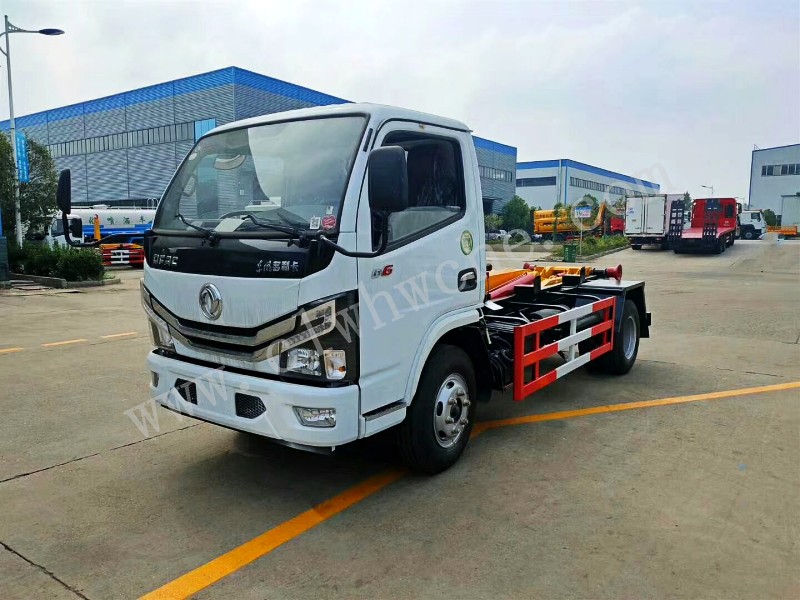 東風5方勾臂垃圾車價格 國六小多利卡勾臂垃圾車廠家 最新勾臂垃圾車報價
